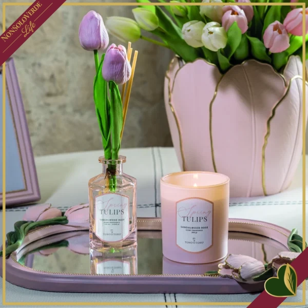 Diffusore profumato bianco “Spring Tulips” 100 ml in vetro con tulipani decorativi, diametro 6 cm