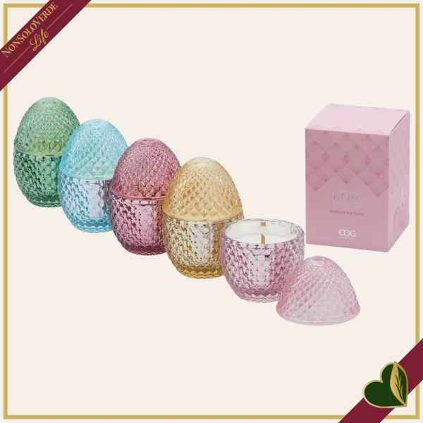 Candela uovo in vetro ambra sfaccettato, profumo Ginger & Warm Vanilla, altezza 12 cm