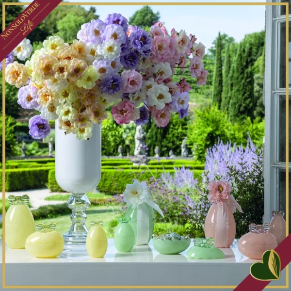 Contenitore uovo in vetro rosa con fiocco, altezza 17 cm