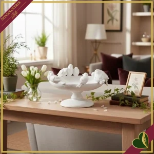 8016175591948-0 Centrotavola con piede “Bird Life” in resina bianco sporco, altezza 22,7 cm