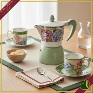 Caffettiera Flora in alluminio con ortensie acquerellate, 3 tazze