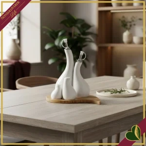 Menage Goccia set 4 pezzi in porcellana bianca con base in bamboo naturale, altezza 24,5 cm