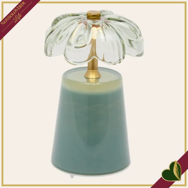Lampada da tavolo Lily in vetro verde salvia e dettagli oro, altezza 17,5 cm
