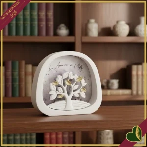 Decorazione luminosa con LED Albero della vita in marmorina bianca con decori oro, altezza 12 cm