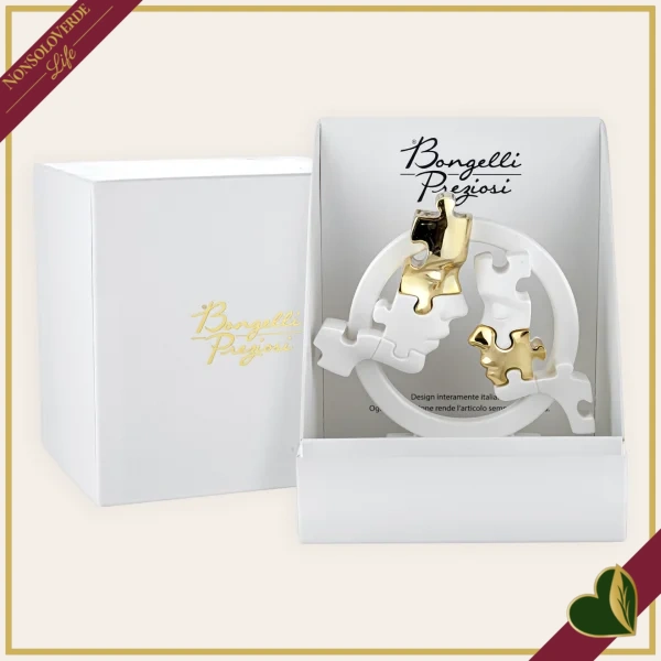 Scultura visi puzzle in cerchio in marmorina bianco e oro, altezza 29 cm