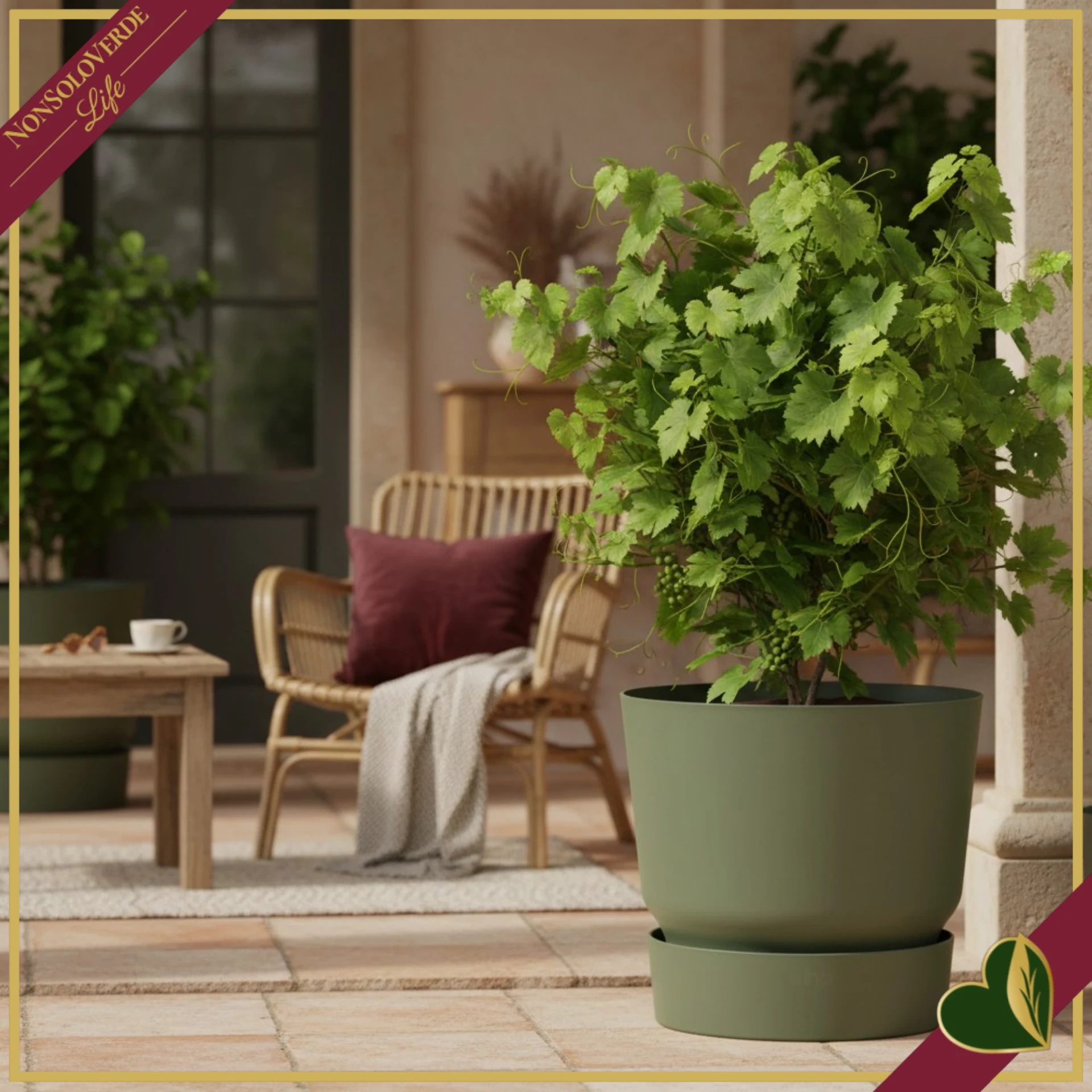 Vaso Greenville rotondo verde foglia con riserva d’acqua, diametro 55 cm