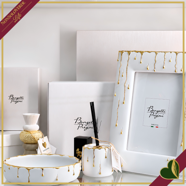 Diffusore decorativo Rugiada bianco e oro in marmorina, altezza 8 cm