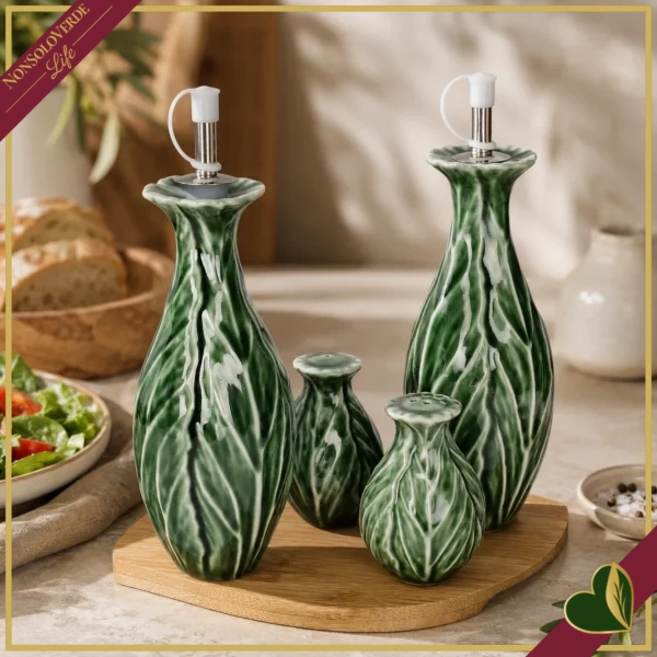 Set menage Foglia Vegan da 4 pezzi in porcellana verde con base in bamboo naturale, altezza 22 cm