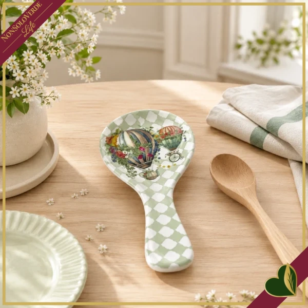 Poggiamestolo Wonderland in melamina con mongolfiere, lunghezza 25,5 cm