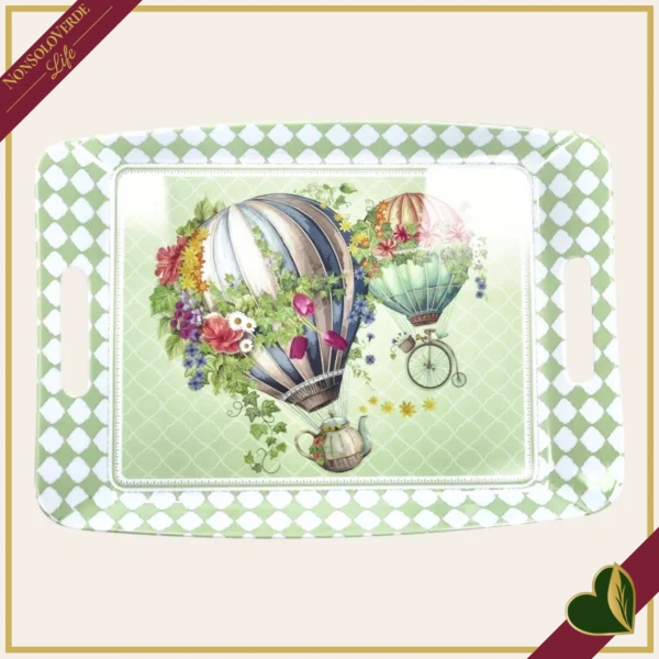 Vassoio Wonderland in melamina con mongolfiere acquerellate e manici integrati, lunghezza 35 cm
