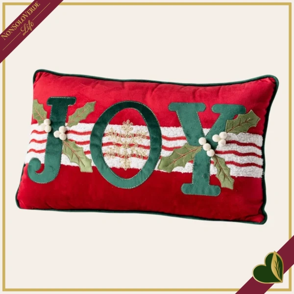 Cuscino natalizio rettangolare rosso con scritta Joy e dettagli decorativi, lunghezza 50 cm