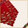 Runner natalizio rosso con agrifoglio ricamato e bordo smerlato, 40x150 cm