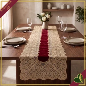 Runner in velluto bordeaux con pizzo ricamato color oro, 40x140 cm