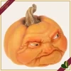 Zucca decorativa in resina con volto imbronciato, altezza 24 cm