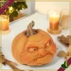 Zucca decorativa in resina con volto imbronciato, altezza 24 cm