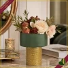 Vaso cilindro in vetro verde scuro con base dorata in rilievo, altezza 14 cm