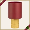 Vaso cilindro in vetro bordeaux con base dorata in rilievo, altezza 20 cm
