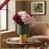 Vaso cilindro in vetro verde scuro con base dorata in rilievo, altezza 25 cm