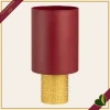 Vaso cilindro in vetro bordeaux con base dorata in rilievo, altezza 30 cm