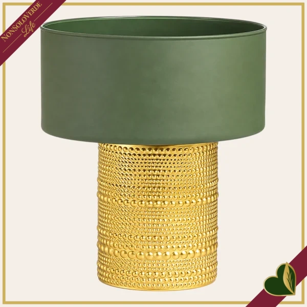 Vaso cilindro in vetro verde scuro con base dorata in rilievo, altezza 14 cm